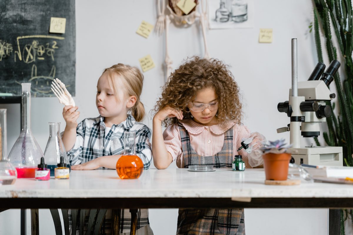 How to teach science. Homeschool with lab supplies.