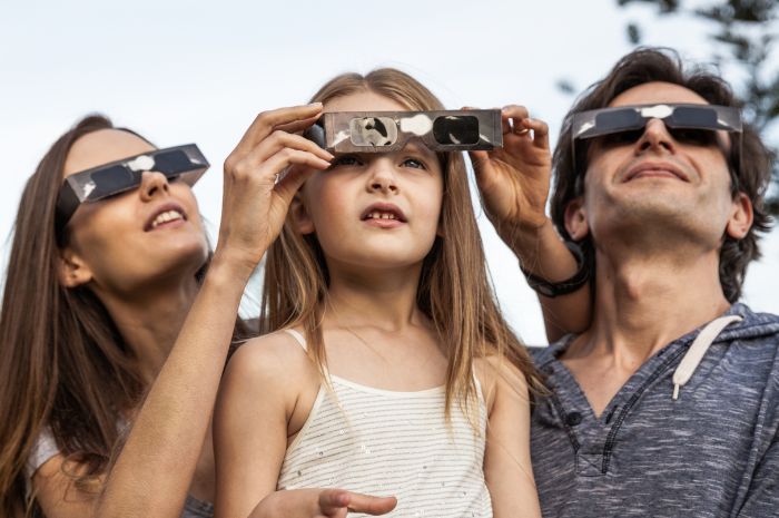 Viewing Solar Eclipse science